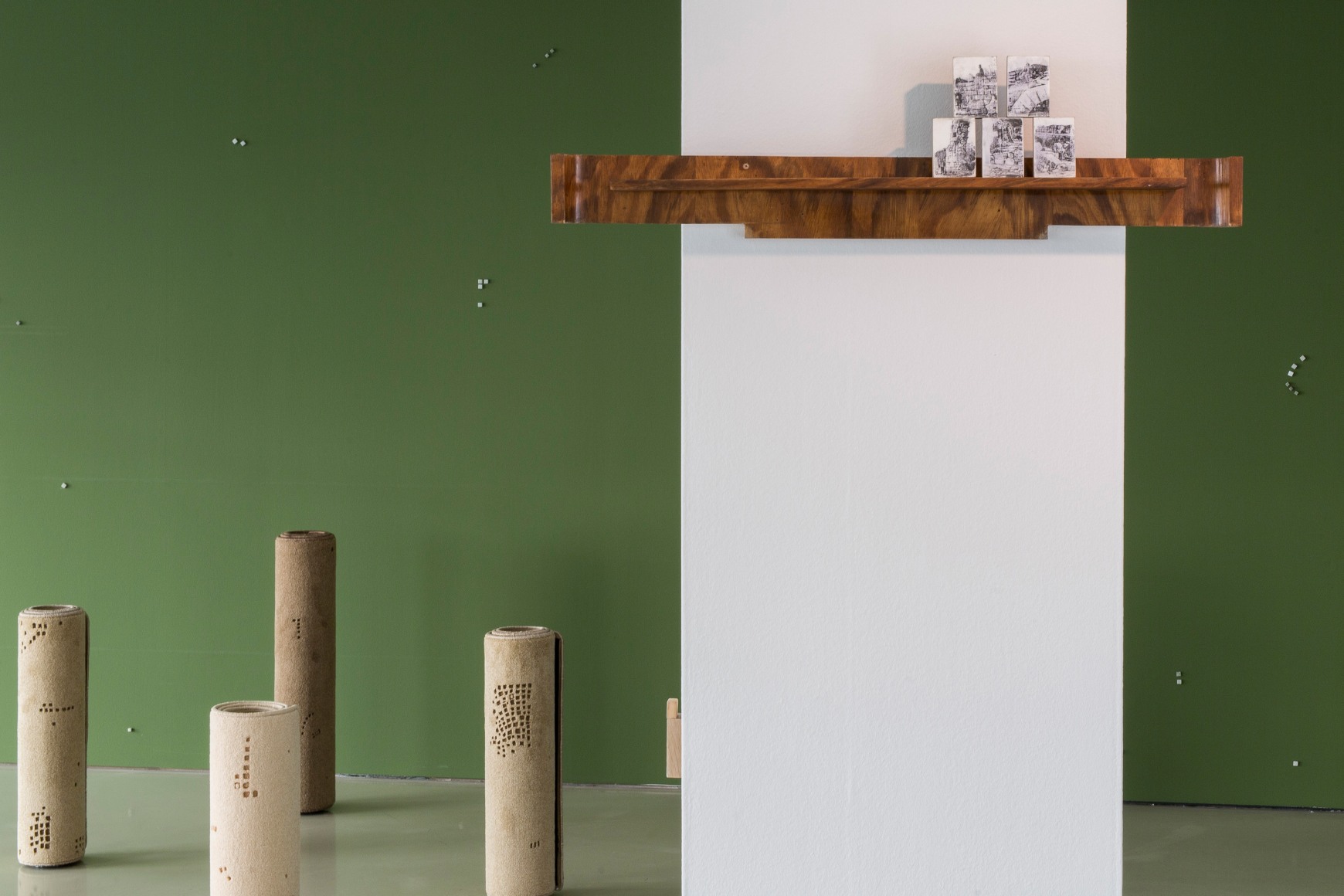 Hera&nbsp;B&uuml;y&uuml;ktaş&ccedil;ıyan,&nbsp;Neither on the Ground, nor in the Sky,&nbsp;, Installation view at IFA Berlin, Germany, 2019