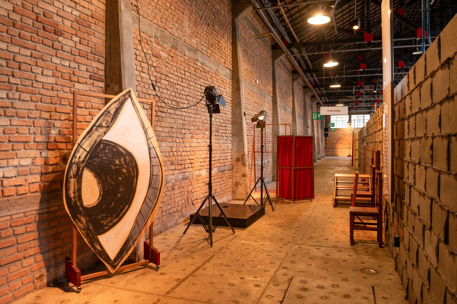 Ana Mazzei,&nbsp;Drama O&#039;Rama,&nbsp;Installation view at Sesc Pompeia, Sao Paulo, Brazil, 2019