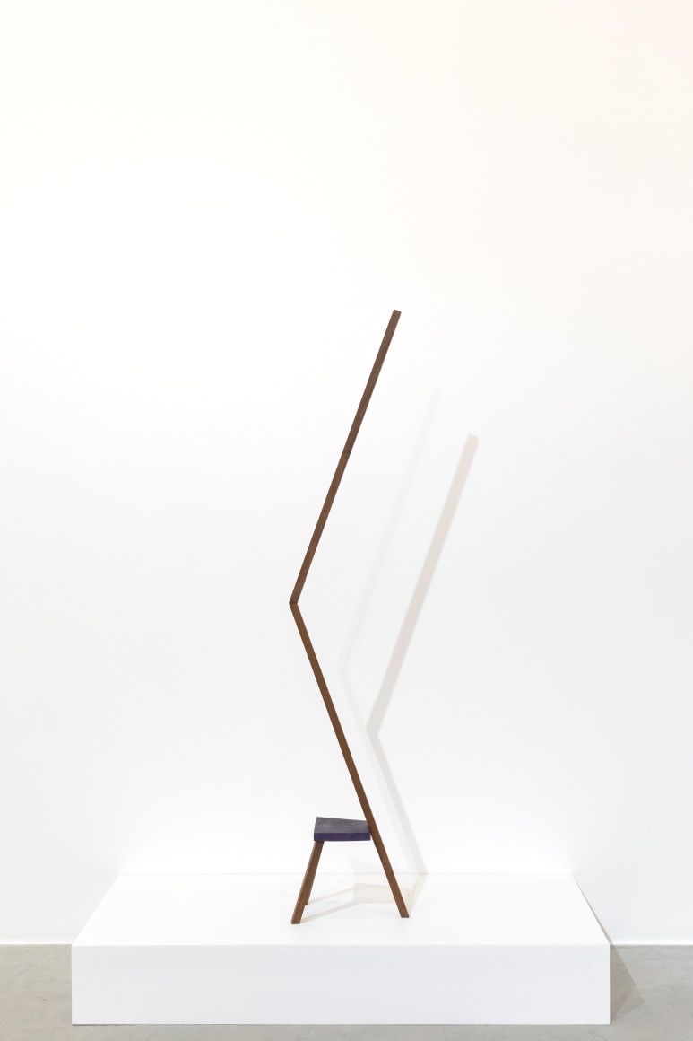 Ana Mazzei, Run Rabbit Run, Camel, 2018, Peroba wood,161 x 32 x 21&nbsp;cm