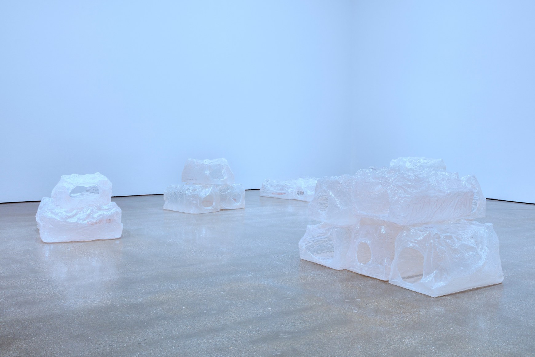 Shadi Habib Allah,&nbsp;Measured Volumes