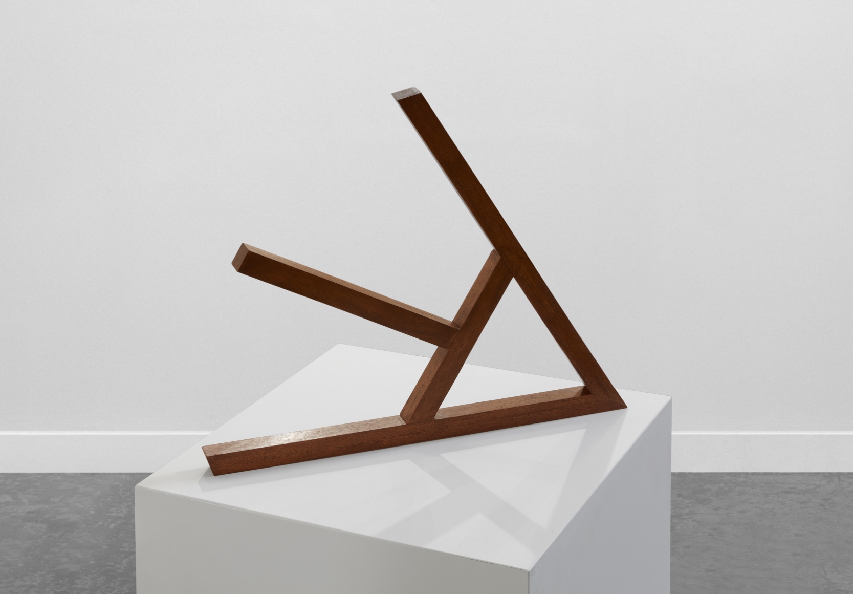 Ana Mazzei, Eye, 2019, Peroba mica wood, wood stain paint