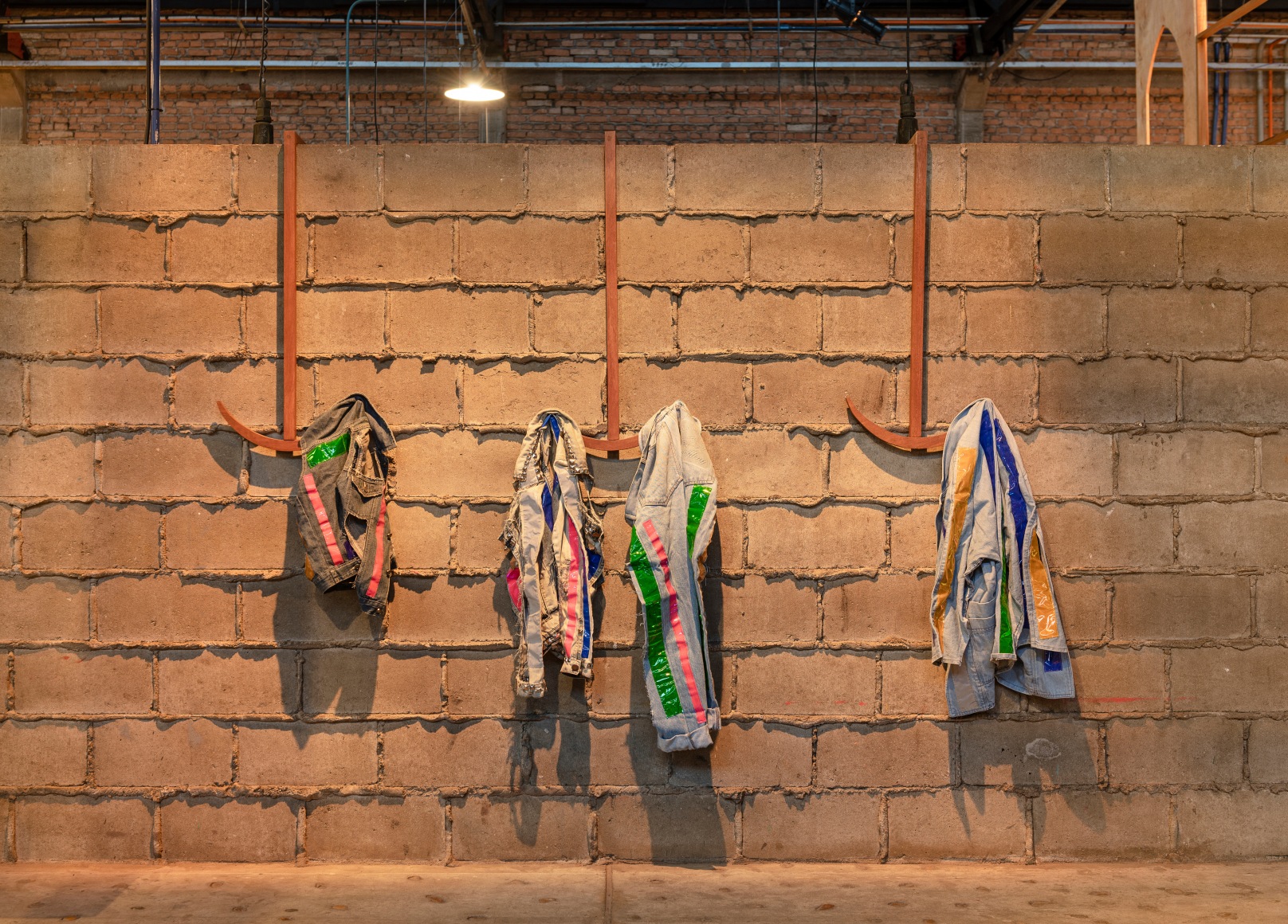 Ana Mazzei,&nbsp;Drama O&#039;Rama,&nbsp;Installation view at Sesc Pompeia, Sao Paulo, Brazil, 2019