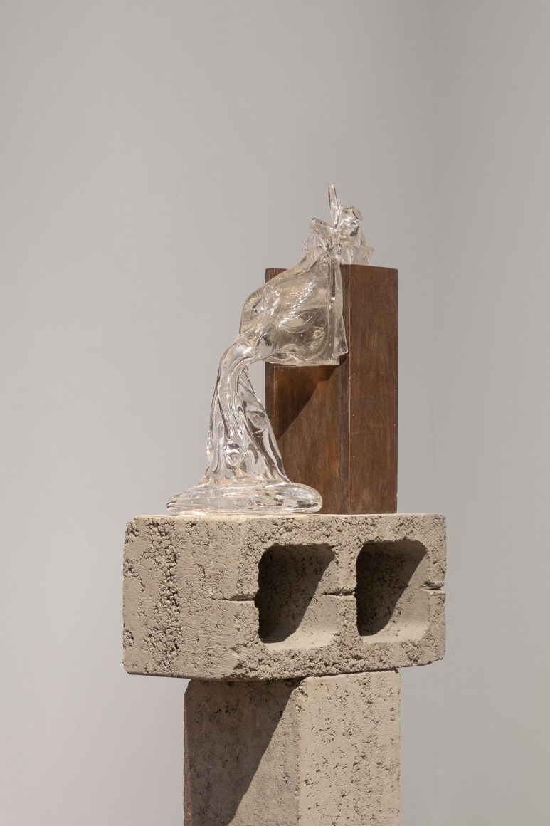 Afra Al Dhaheri, Give your weight to the ground (Glass), 2023, Glass, wood, and concrete cinderblock, 45 x 19 x 33 cm