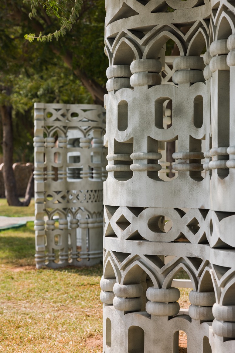 Asma Belhamar, Chasing the Dance of Alfay, 2023, Installation view Public Art Abu Dhabi, Abu Dhabi, UAE