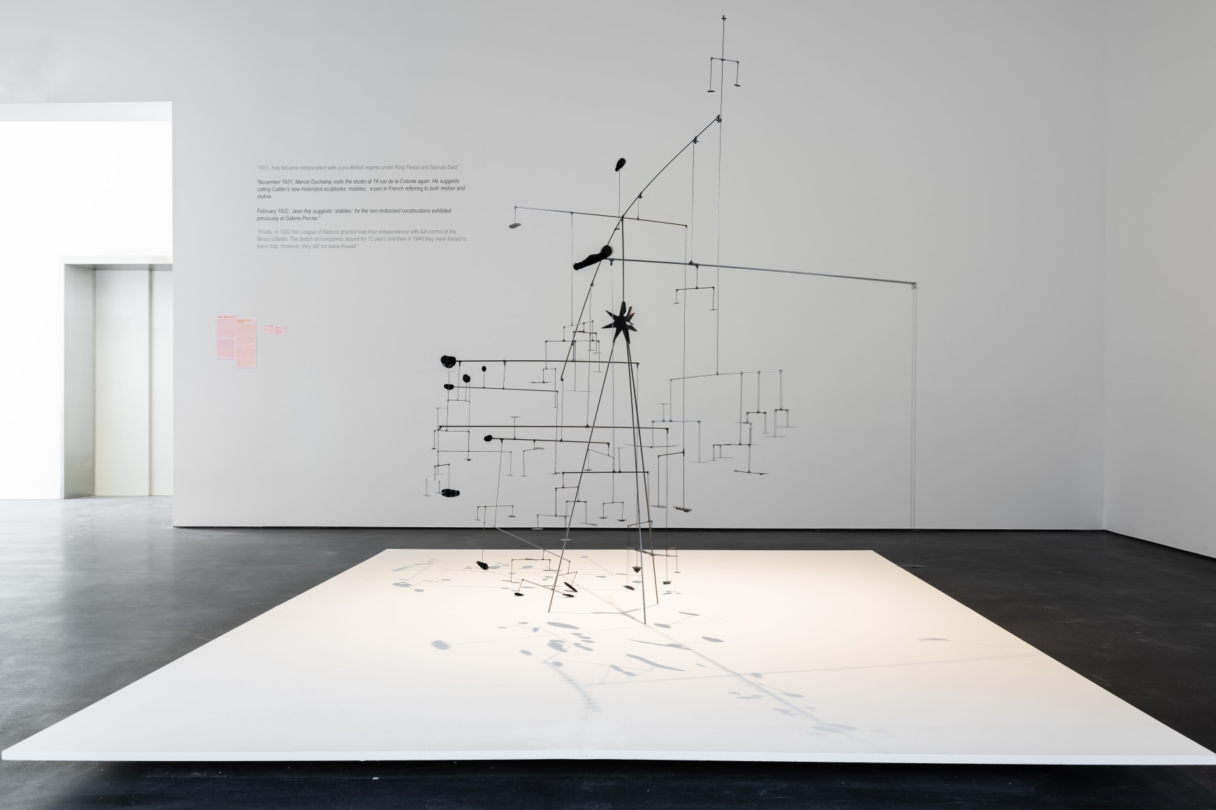 Alessandro Balteo-Yazbeck, UNstabile-Mobile, 2006, from the series Modern Entanglements, U.S. Interventions