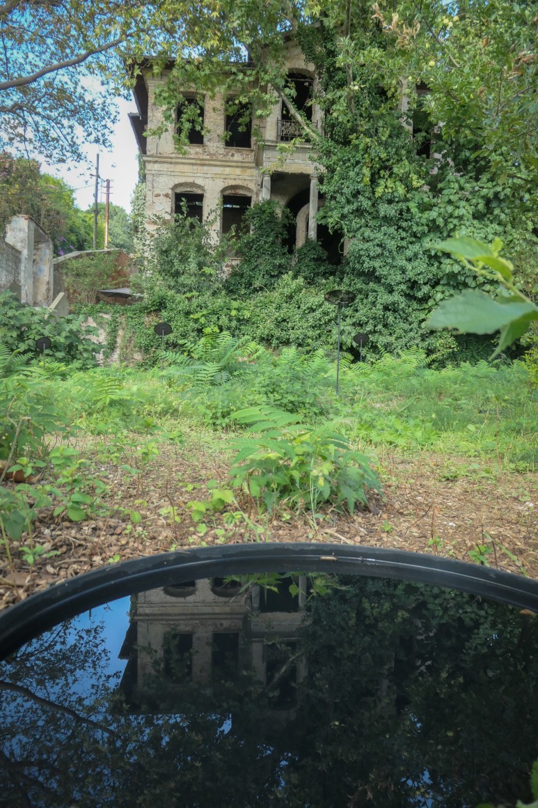 Hale Tenger,&nbsp;Appearance, 2019, Installation view at&nbsp;16th Istanbul Biennial