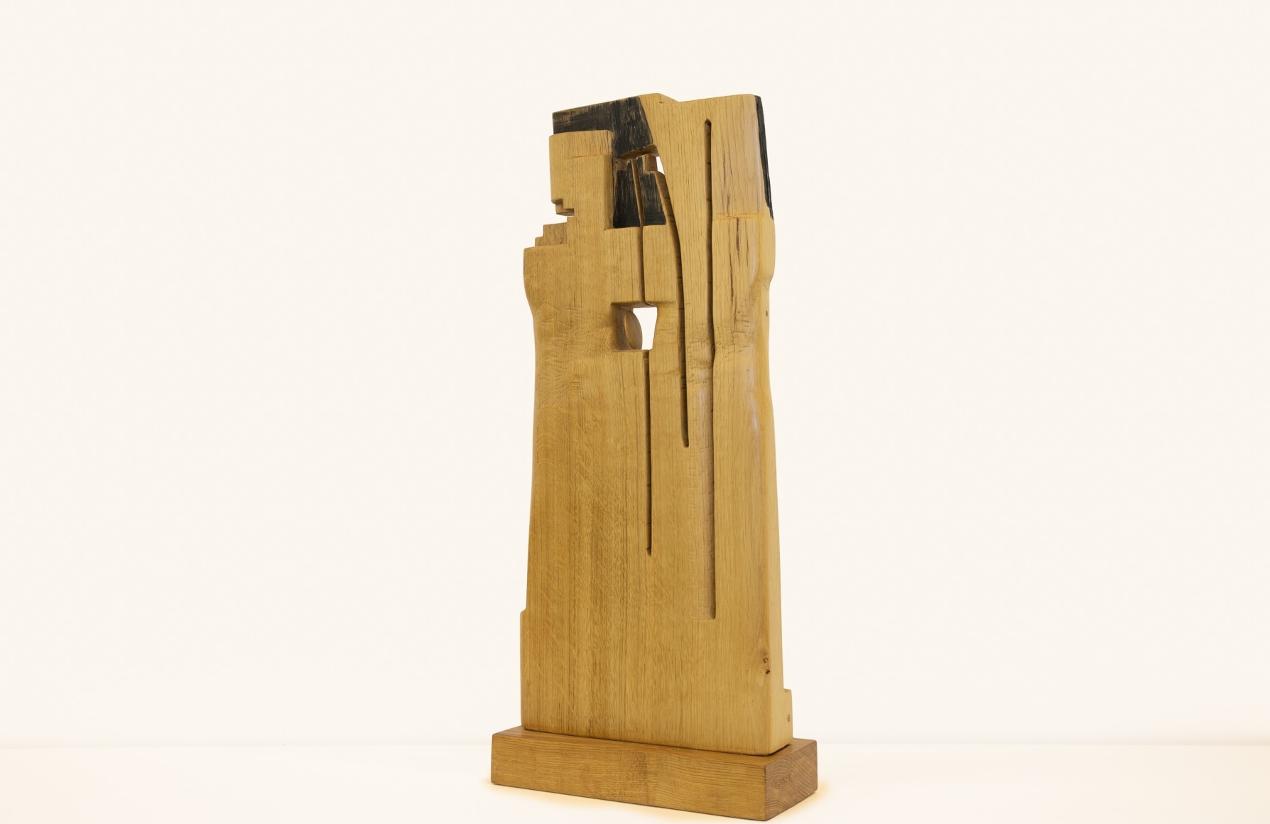 Chaouki Choukini, Blessure de Gaza, 2009, Chêne/Oak, 80 x 35 x 15 cm