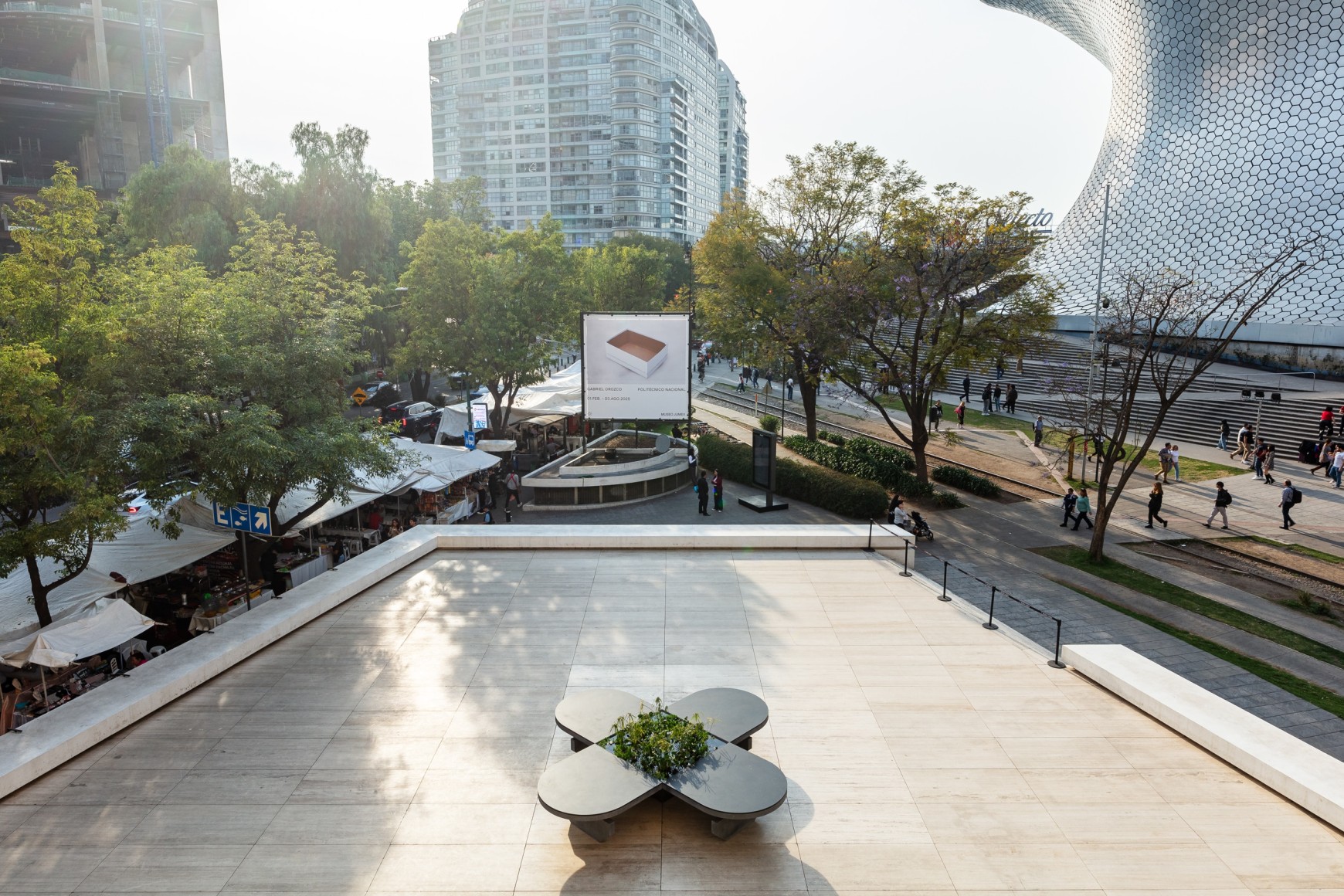installation view gabriel orozco: polit&eacute;cnico nacional, museo jumex, 2025. photo:&nbsp;gerardo landa / eduardo l&oacute;pez (glr estudio)