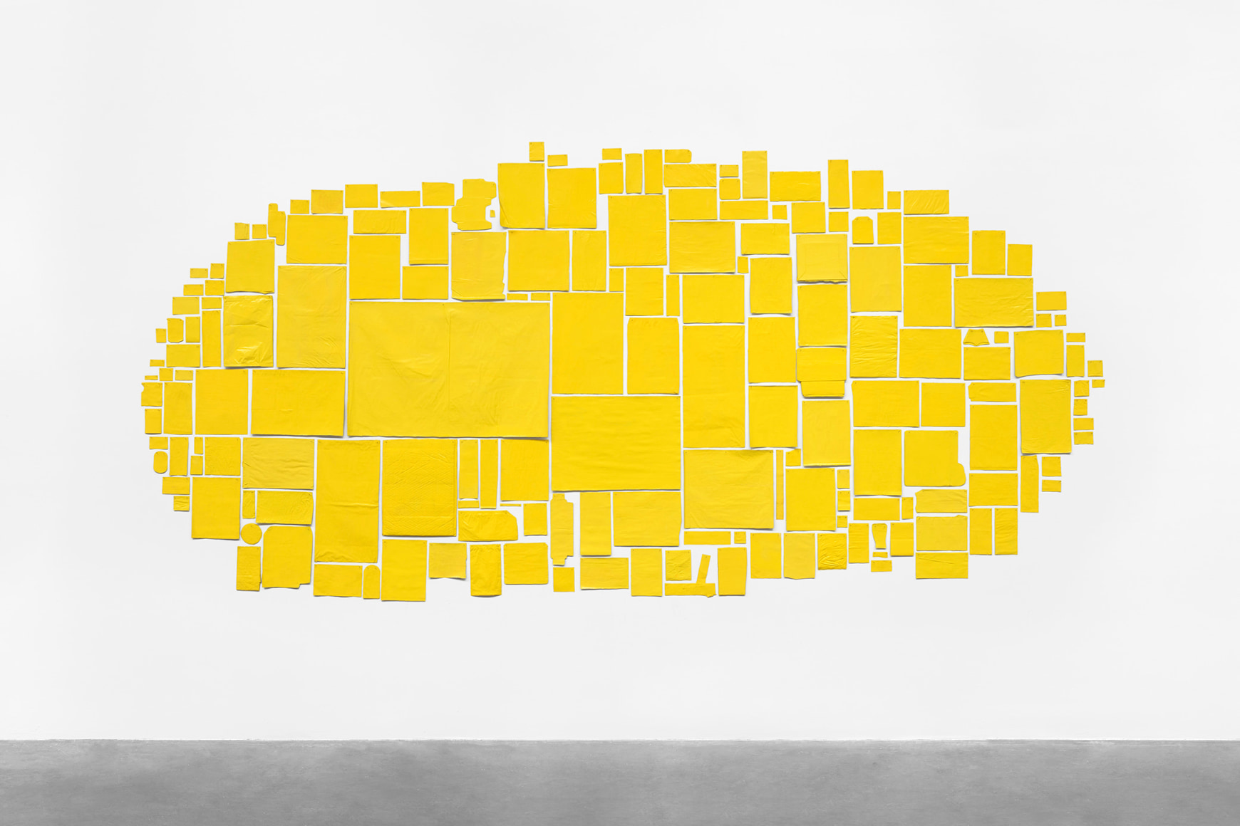 abraham cruzvillegas autorretrato ciego gui&ntilde;ando al espejo victoriano del bar donde cenamos haggisal horno (tal vez lamb &amp;amp; flag), escuchando la m&uacute;sica callejera de yogyakarta, sorbiendo vasitos de tobal&aacute;, recordando -otra vez- la importancia de una parte de mi genealog&iacute;a (freire, giroux, mclaren, bordieu, passeron, establet) que quisiera nombrar m&aacute;s, pero que tendr&iacute;a que releer, tal vez muy pronto, en un lugar tranquilo, como la costa de lozzi, en c&oacute;rcega, 2019 yellow acrylic paint on newspaper clippings, cardboard, photographs, drawings,postcards, envelopes, tickets, vouchers, letters, posters, flyers, cards, recipes,napkins and steel pins on wall.