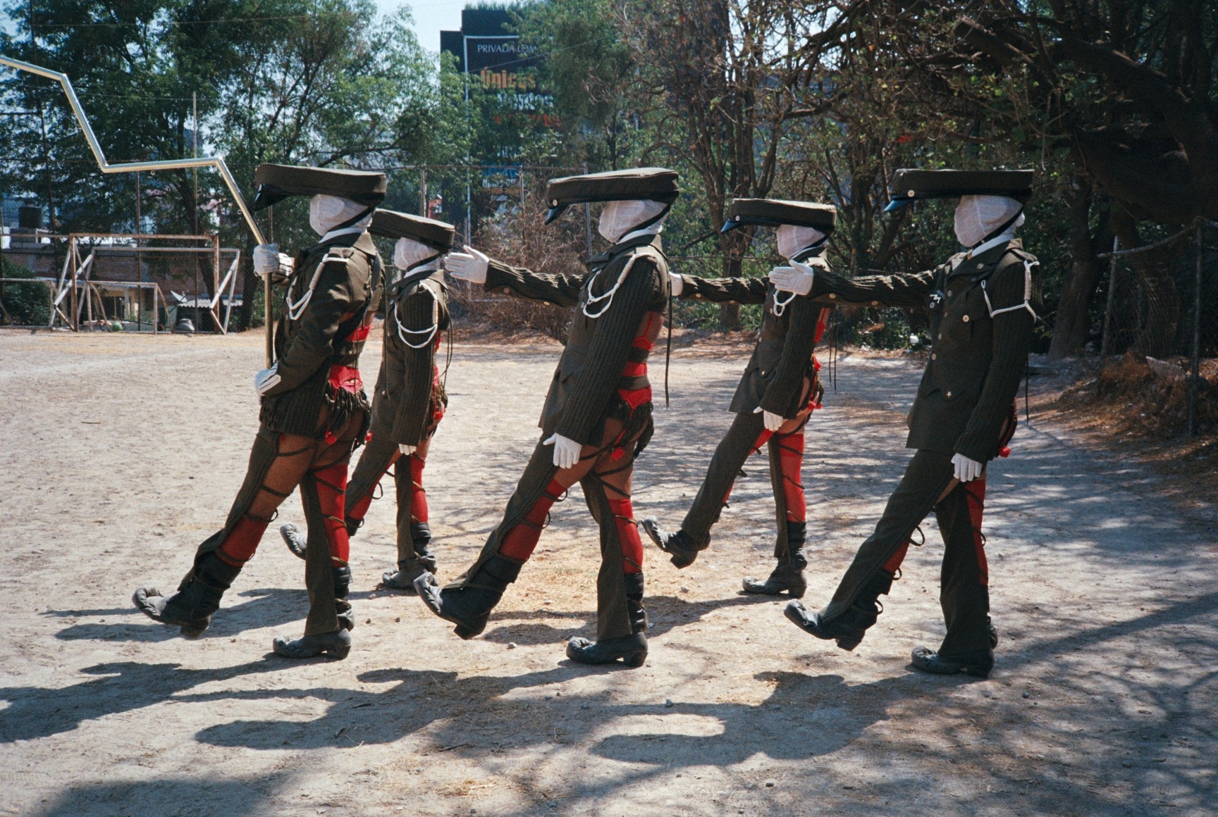 b&aacute;rbara s&aacute;nchez-kane, pr&ecirc;t-&agrave;-patria, kurimanzutto, mexico city, 2021