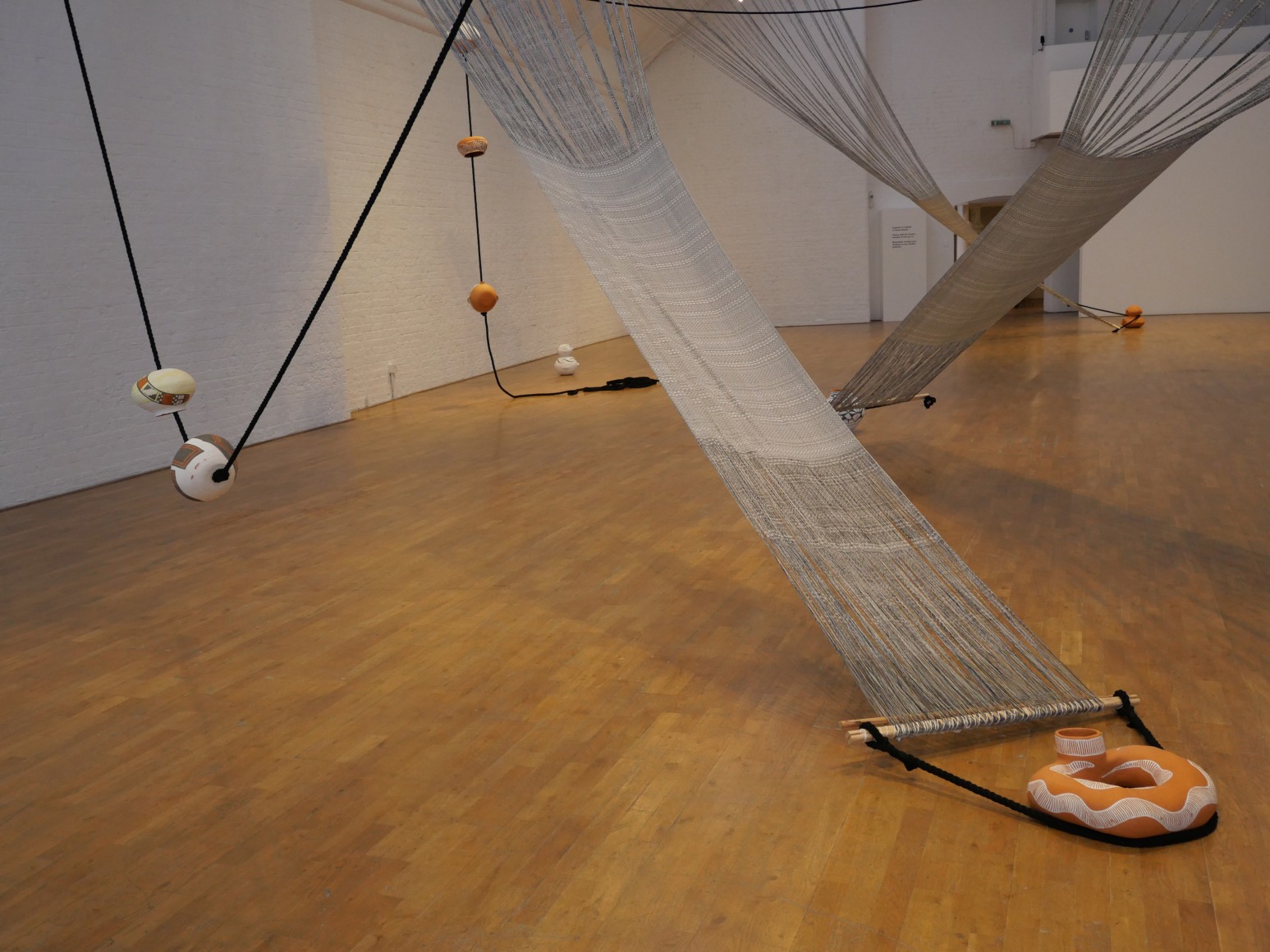 mariana castillo deball, vista de instalaci&oacute;n&nbsp;between making and knowing something, modern art oxford, 2020