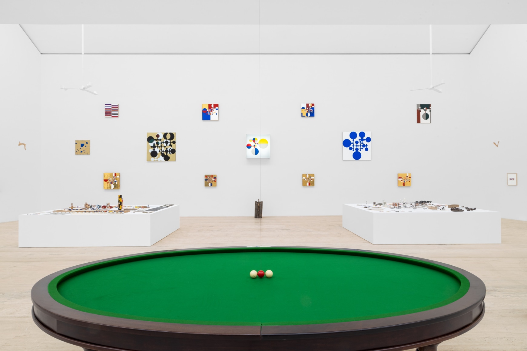 installation view of gabriel orozco: polit&eacute;cnico nacional, museo jumex 2025. photo:&nbsp;gerardo landa / eduardo l&oacute;pez (glr estudio)