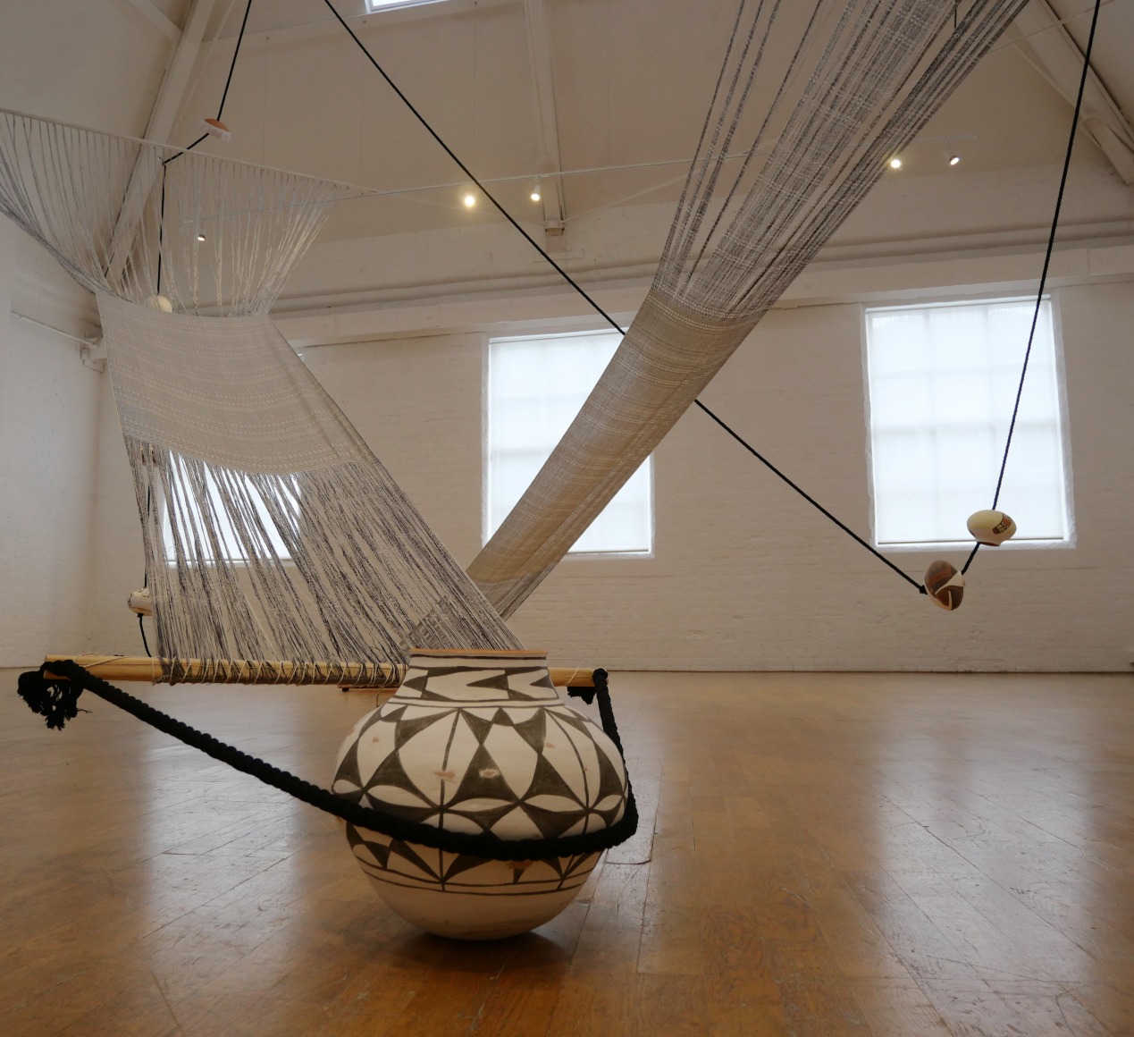 mariana castillo deball, vista de instalaci&oacute;n&nbsp;between making and knowing something, modern art oxford, 2020