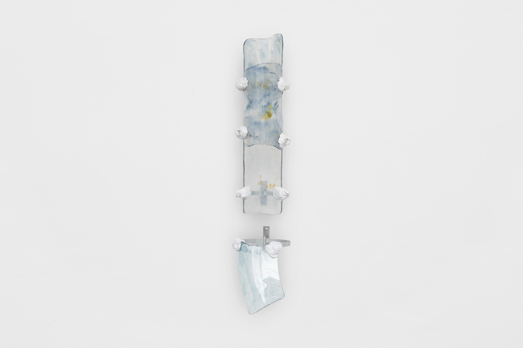 nairy baghramian dwindler dizzle (blue), 2021, 2 parts, glass, zinc coated metal, coloured epoxy resin