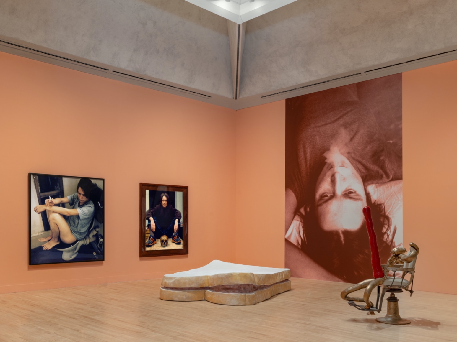 sarah lucas. HAPPY GAS&nbsp;installation view at tate britain 2023. &copy; sarah lucas. photo &copy; tate (lucy green)