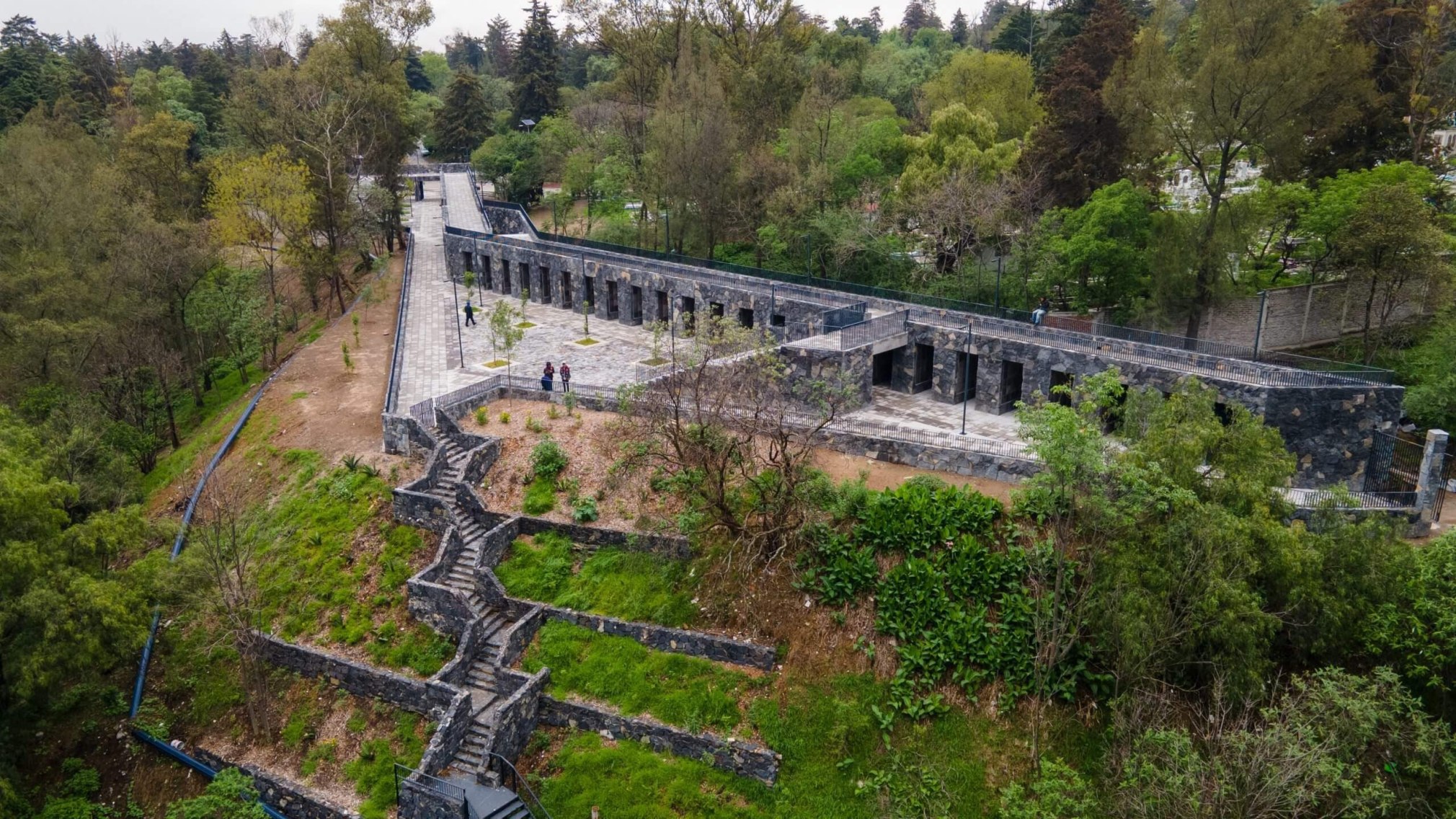 dolores graveyard. chapultepec: nature and culture