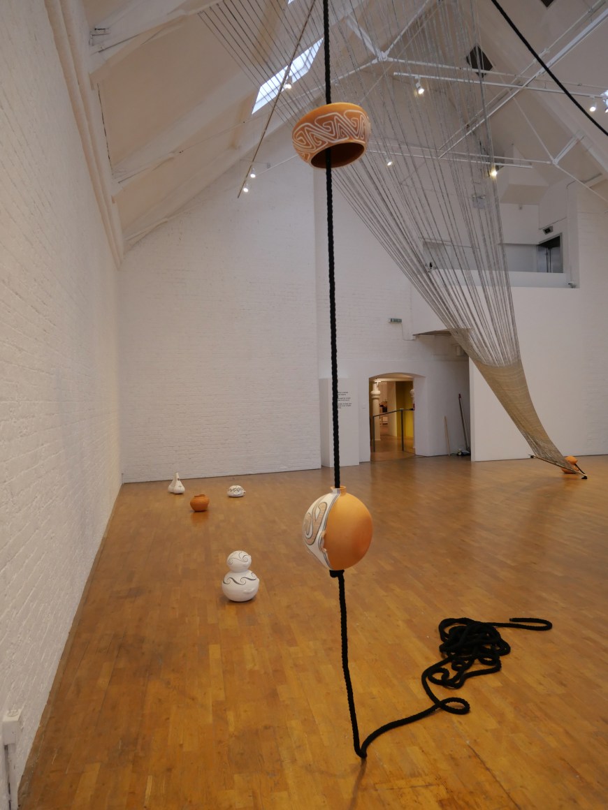 mariana castillo deball, vista de instalaci&oacute;n&nbsp;between making and knowing something, modern art oxford, 2020