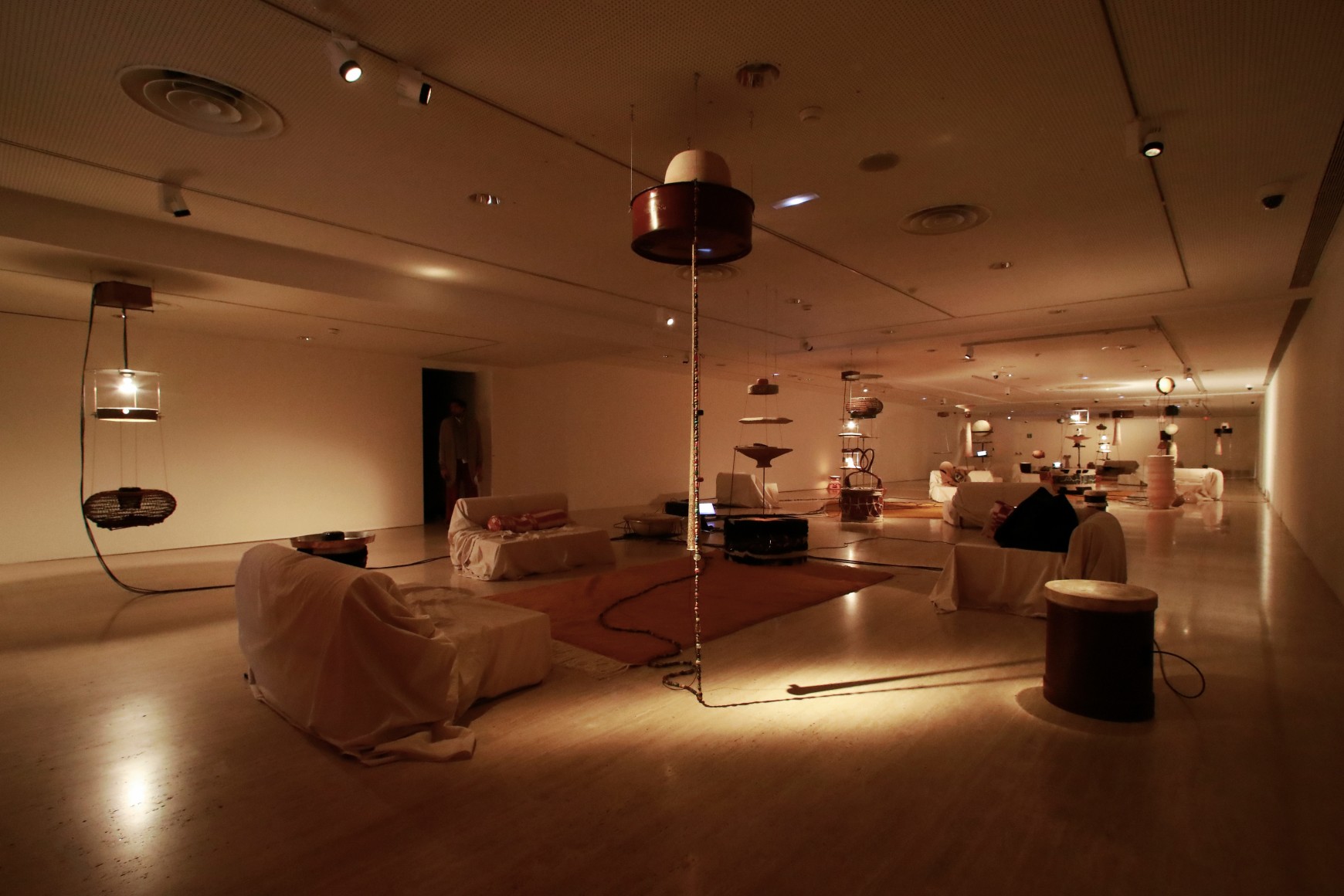 installation view tarek atoui: at-tāriq, museo thyssen bornemisza, 2025. photo: lourdes cabrera