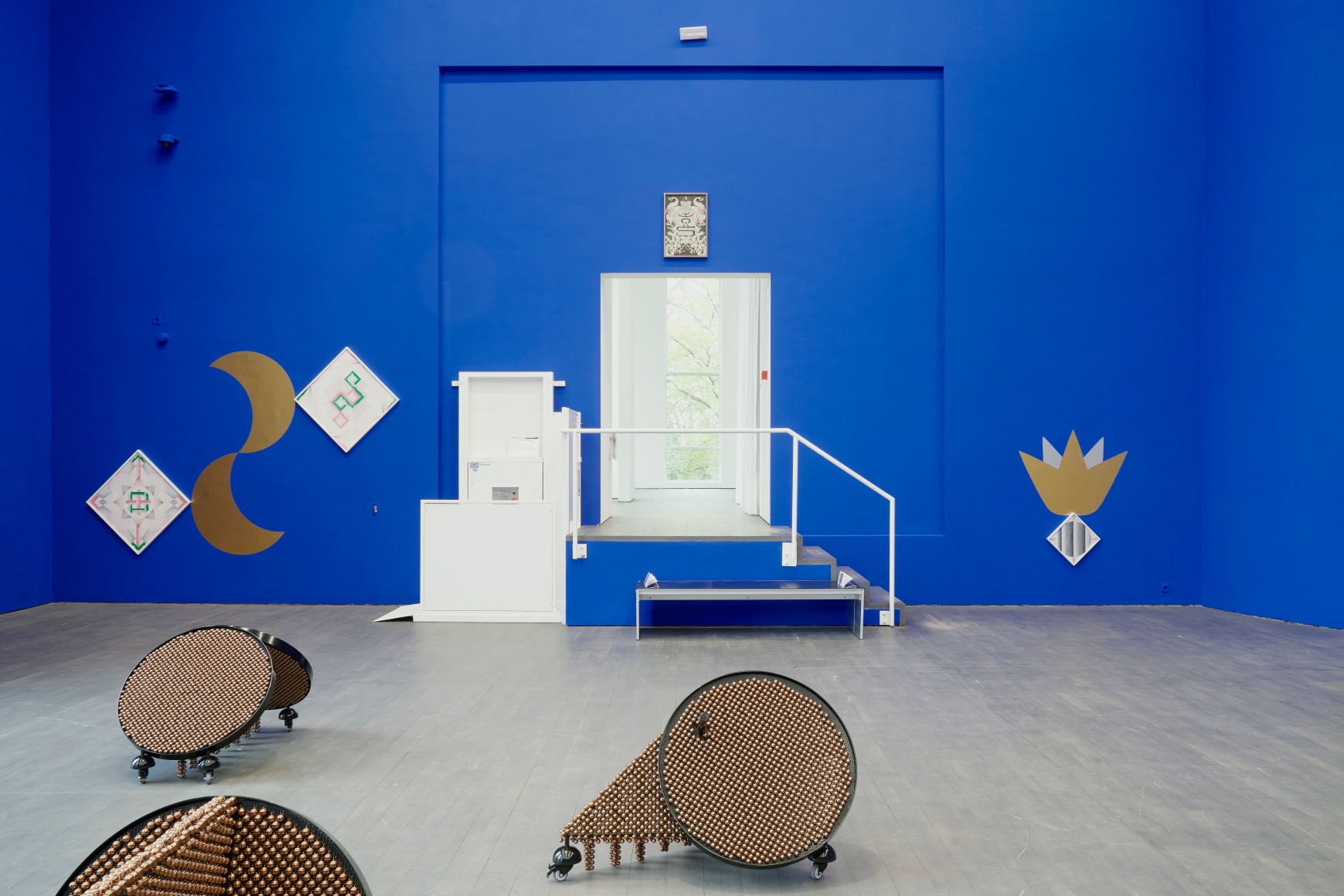 installation view of several reenactments