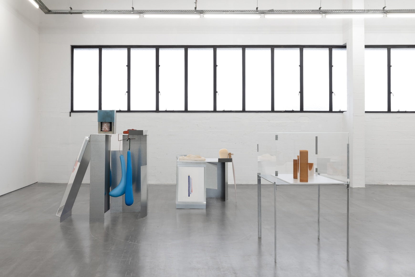 installation view nairy baghramian: nameless,&nbsp;wiels, 2025. photo: eline willaert, 
