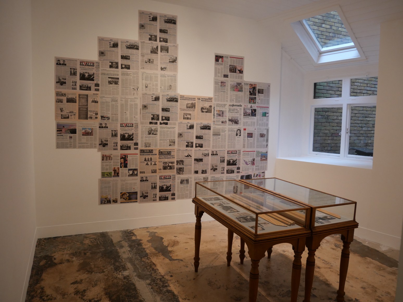 mariana castillo deball, vista de instalaci&oacute;n&nbsp;between making and knowing something, modern art oxford, 2020