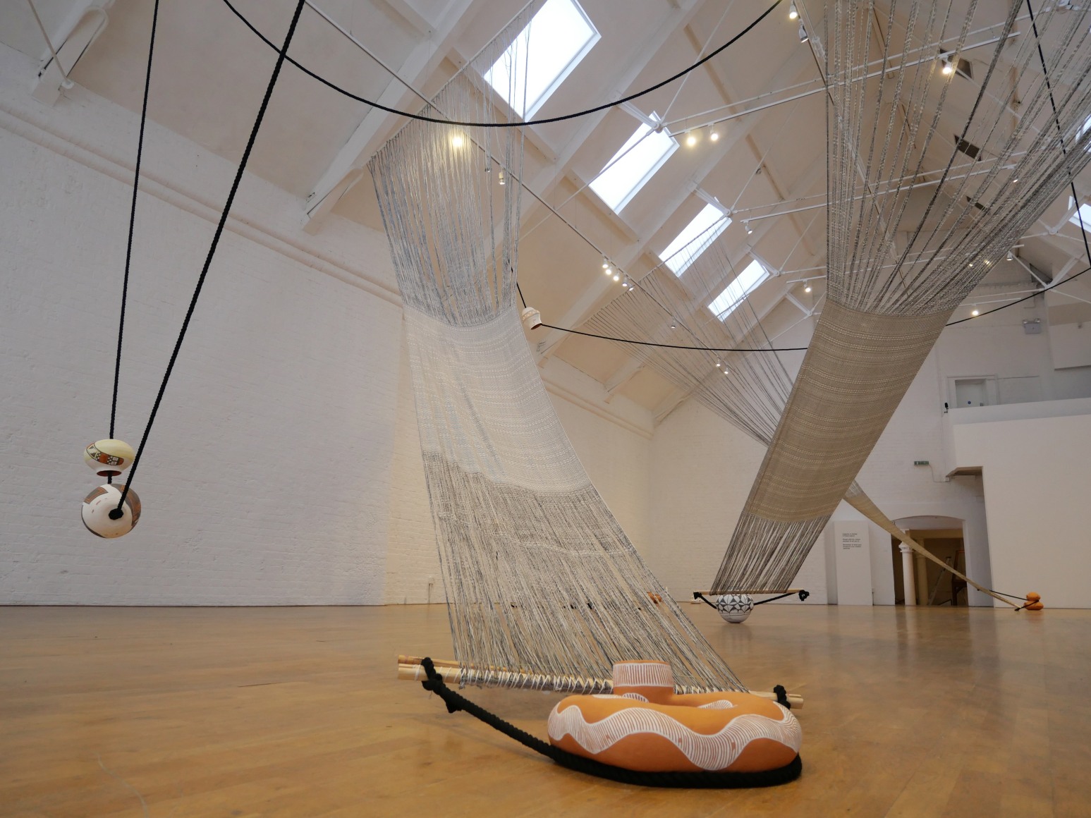 mariana castillo deball, vista de instalaci&oacute;n&nbsp;between making and knowing something, modern art oxford, 2020