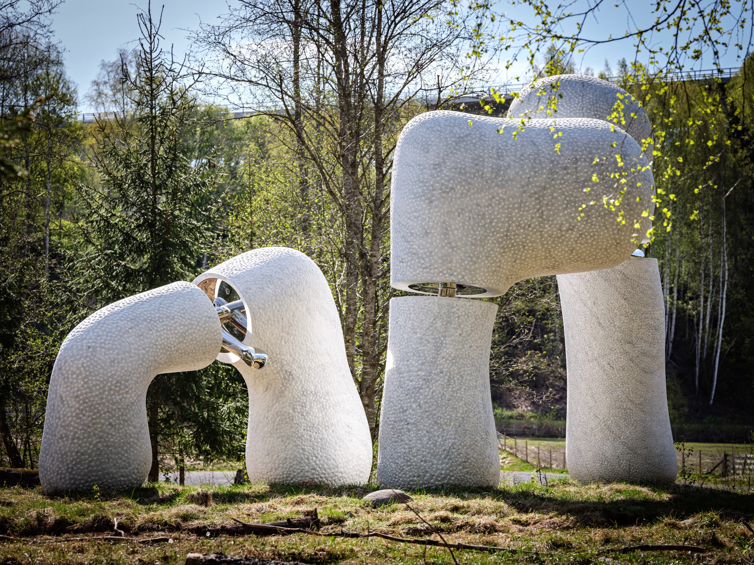 nairy baghramian,&nbsp;resting arms.&nbsp;courtesy the artist and kistefos. photo: vegard kleven