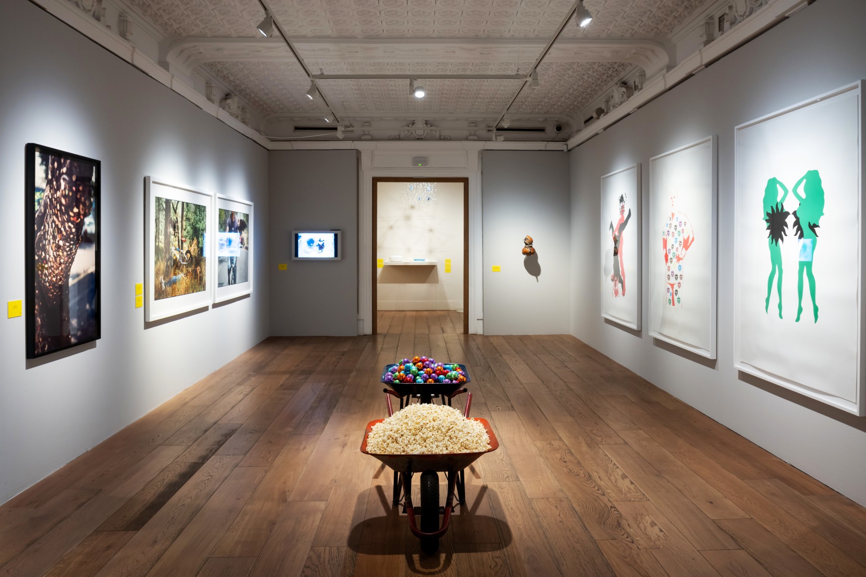 installation view&nbsp;&eacute;ramos felices y no lo sab&iacute;amos,&nbsp;fundaci&oacute;n casa de m&eacute;xico en espa&ntilde;a, 2025. courtesy casa de m&eacute;xico en espa&ntilde;a.