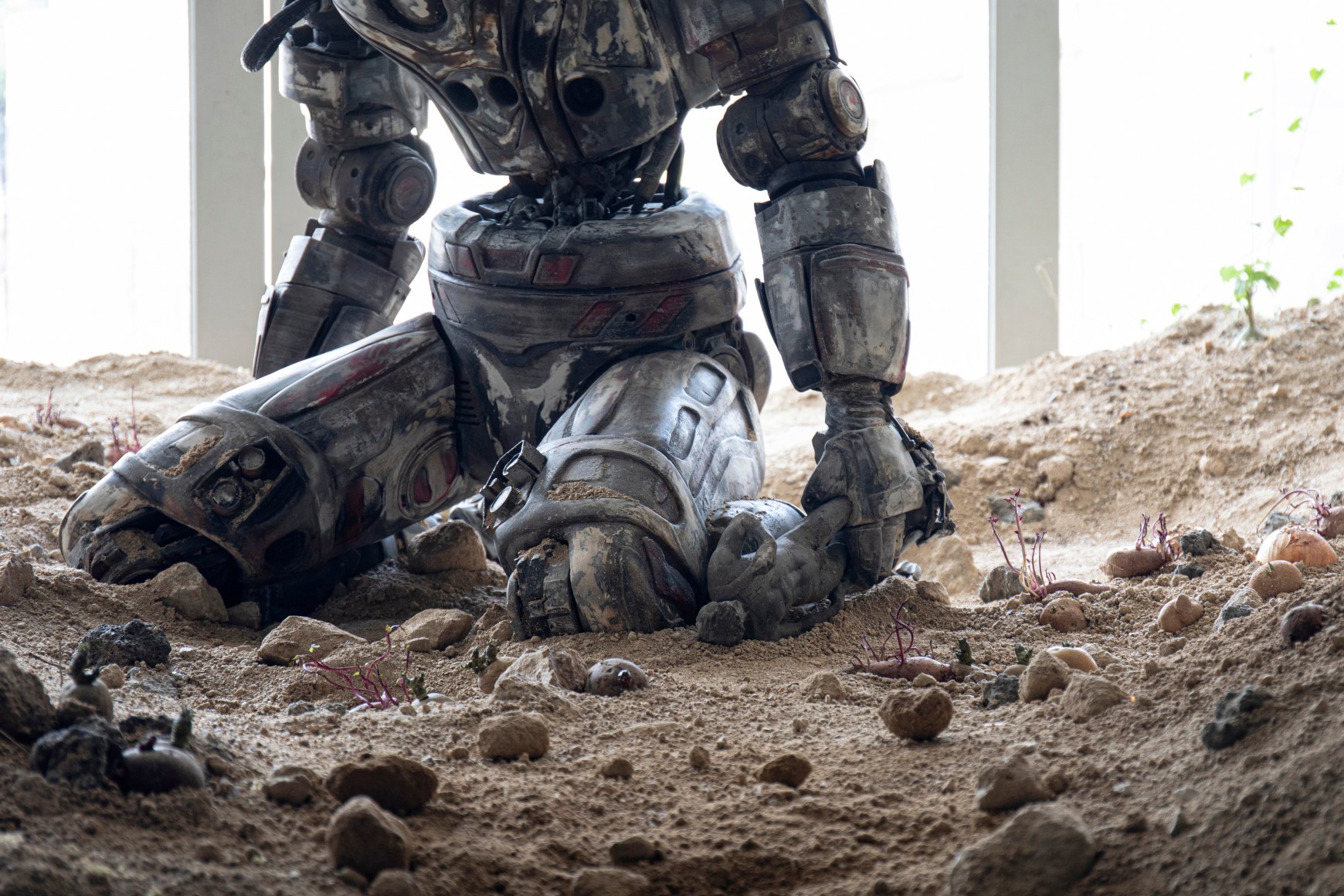 installation view&nbsp;adri&aacute;n villar rojas the language of the enemy,&nbsp;art sonje center, 2025. photo seowon nam