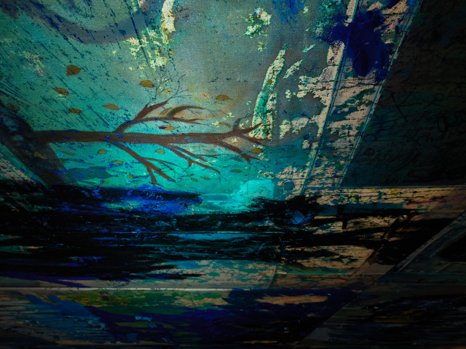 installation view oscar murillo: a see of history at inserzioni, castello di rivoli, 2025. photo tim bowditch⁠. courtesy of the artist oscar murillo⁠, 
