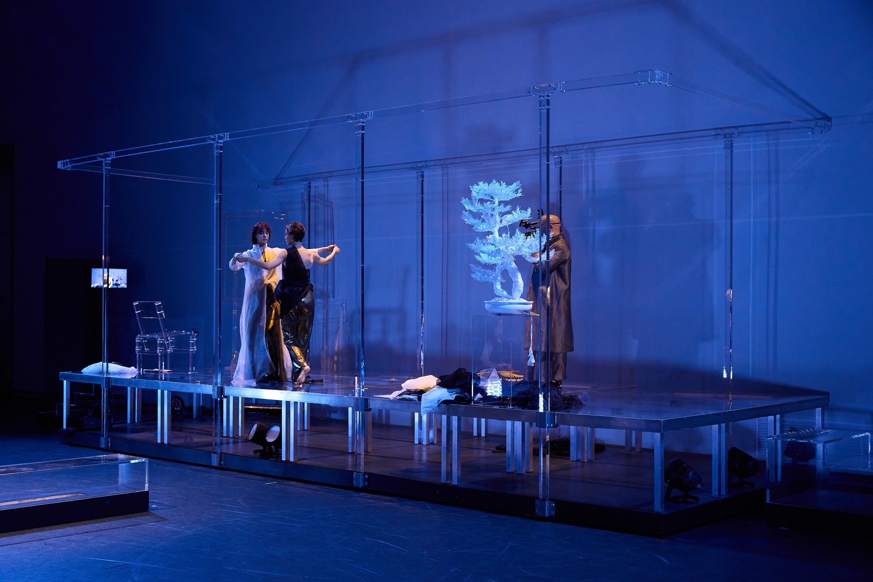 rirkrit tiravanija - haus der kunst