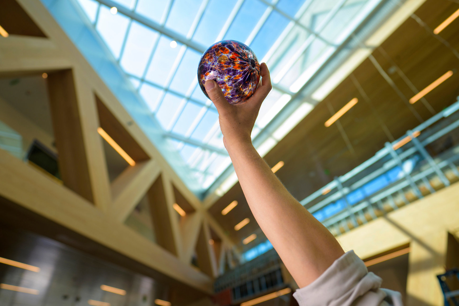 installation process dami&aacute;n ortega magnetic field, claremont mckenna college, 2025. photo anibal ortiz