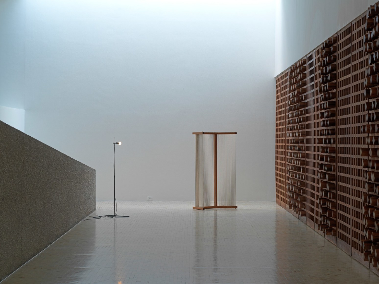 leonor antunes,&nbsp;discrepancies with c.p., museo tamayo, mexico city, 2018