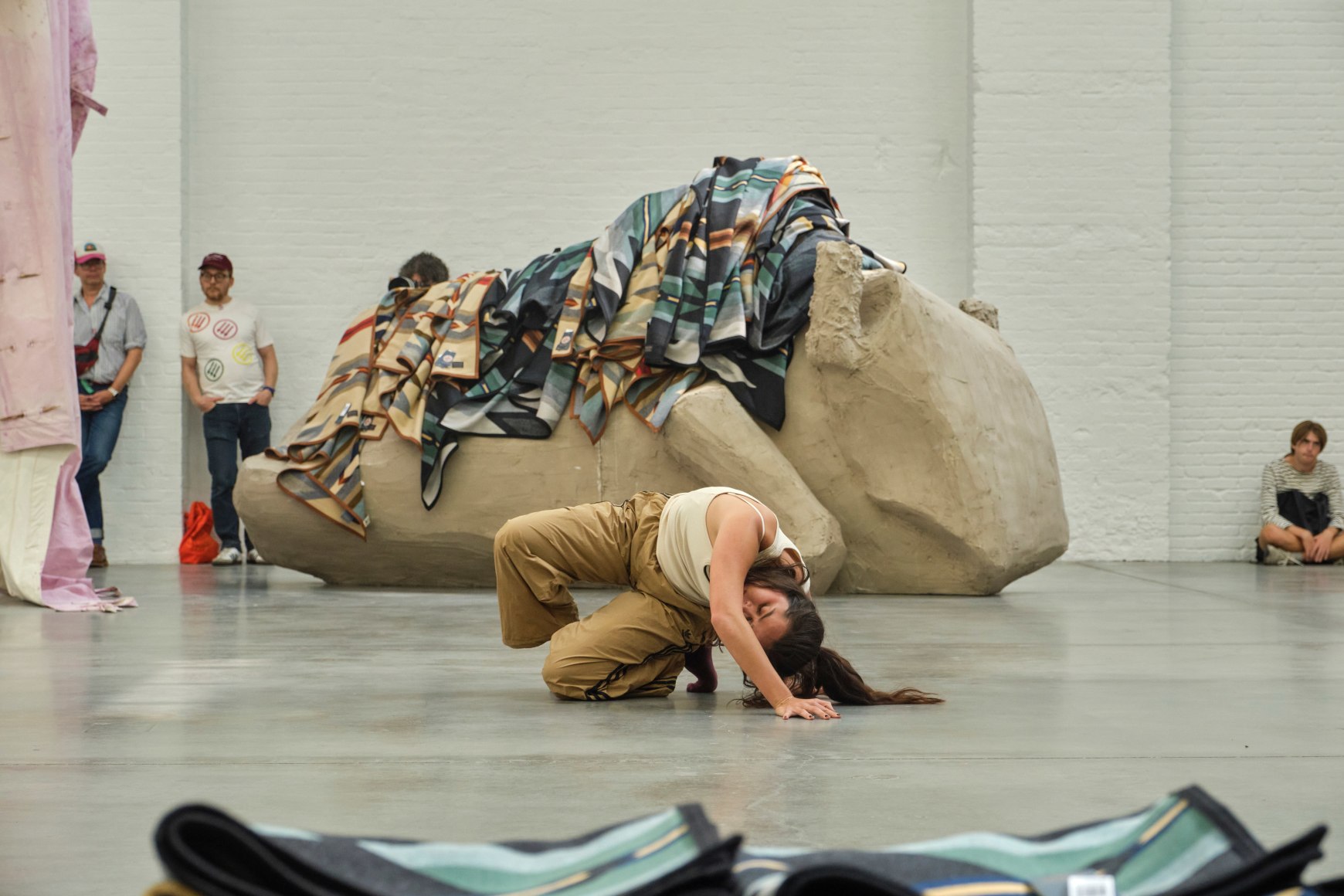 tanya lukin linklater, performance buffalo unit for&nbsp;bison bison (dance_hum for dirtbath) at&nbsp;duane linklater 12 + 2,&nbsp;dia chelsea, new york, 2025. photo don stahl. courtesy dia art foundation, 
