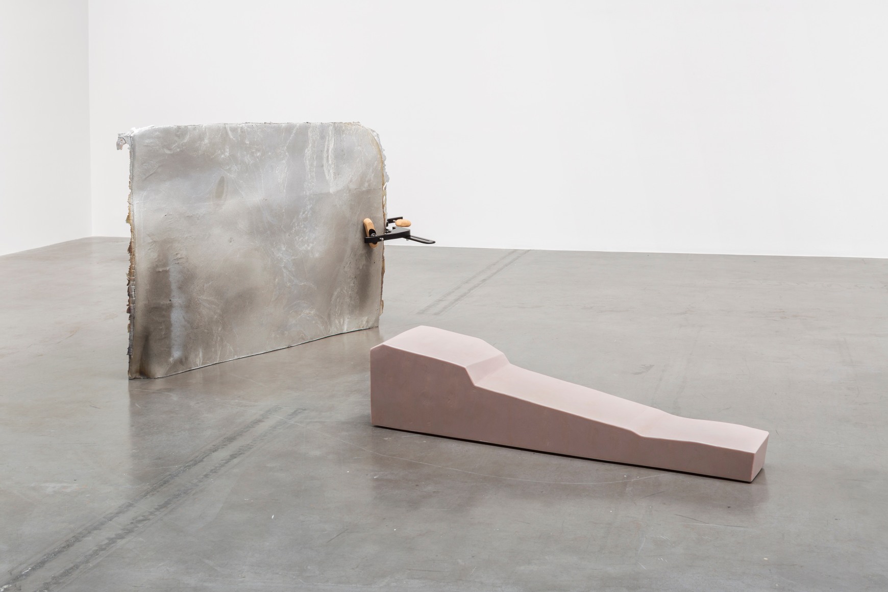 nairy baghramian, maintainers d, 2018