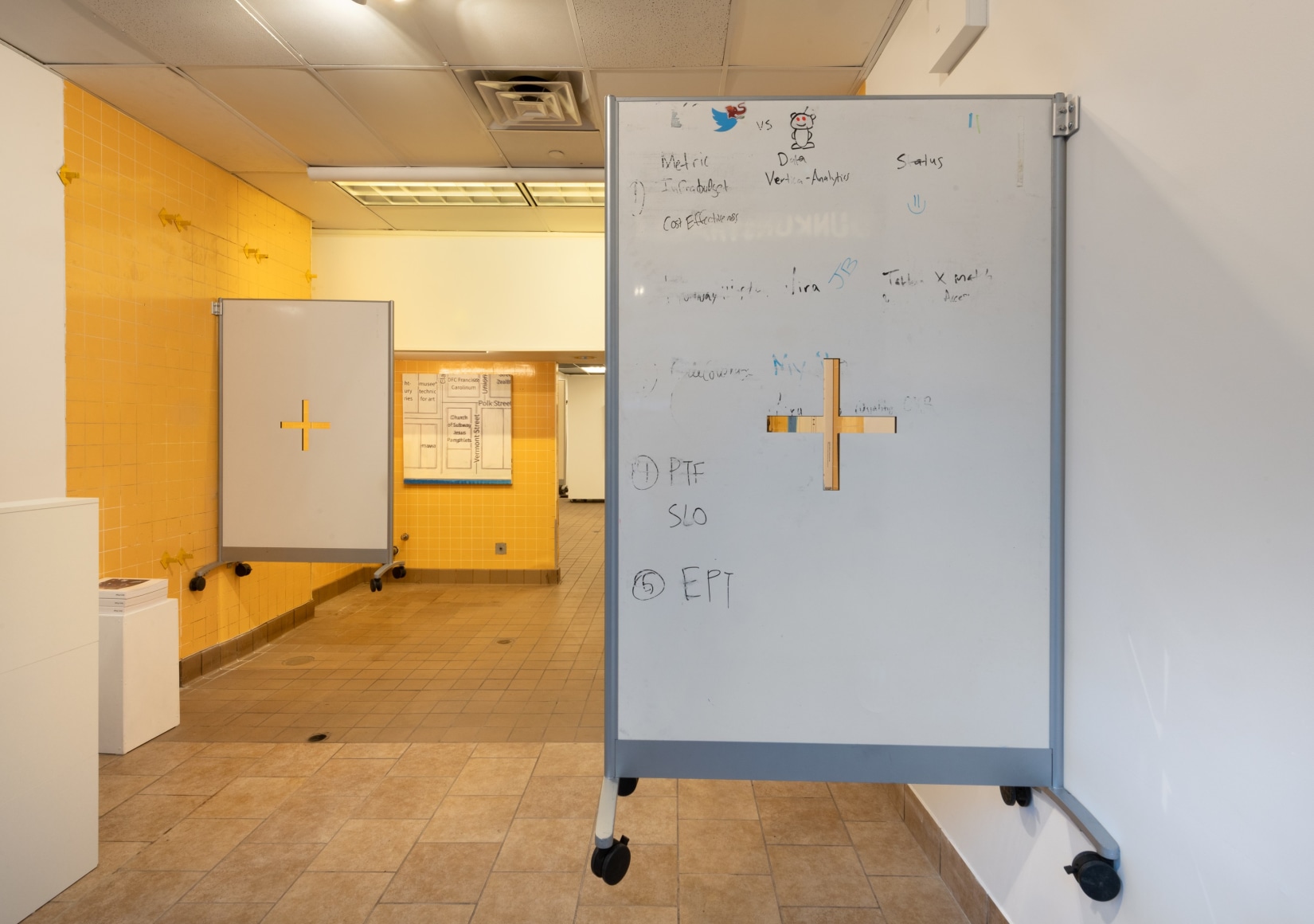 Installation view, Simon Denny, Read, Write, Own, Dunkunsthalle, New York, 2024