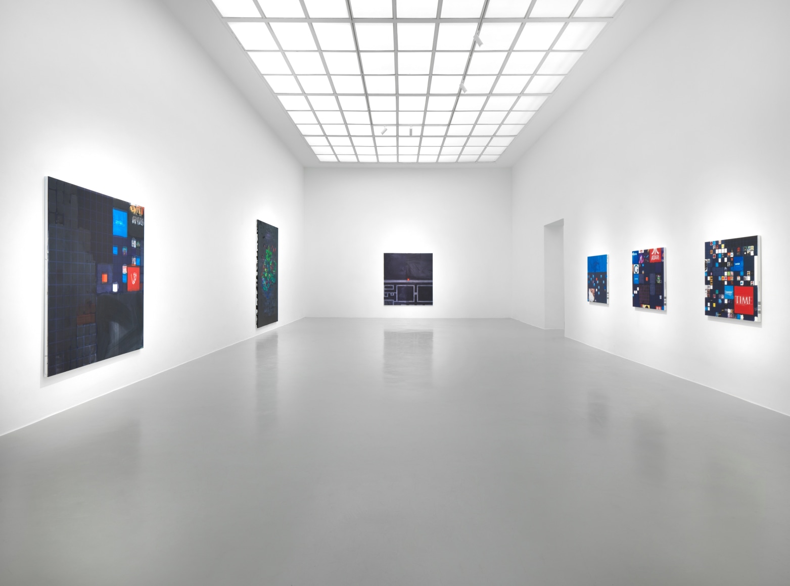 Installation view, Simon Denny, Metaverse Landscapes, Kunstverein Hannover, 2023
