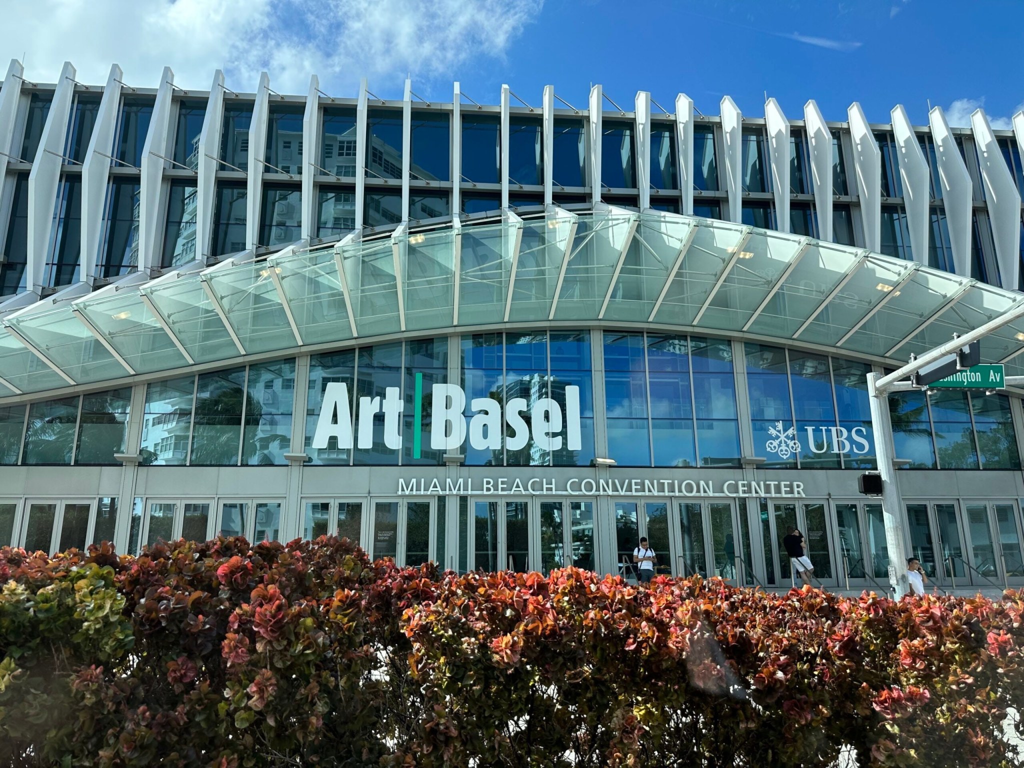 ART BASEL: MIAMI BEACH