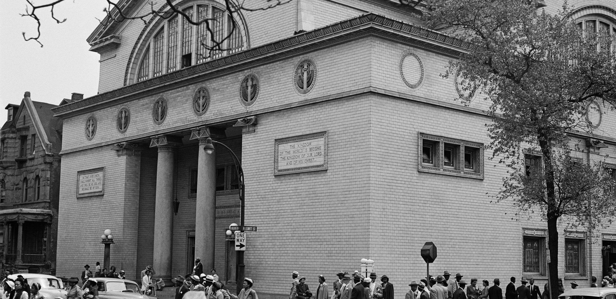 Gordon Parks: Pastor E.F. Ledbetter and The Metropolitan Baptist Church, 1953
