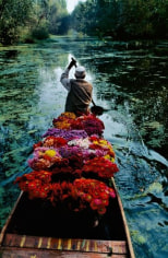 Steve McCurry, Kashmir Flower Seller, 1996, ultrachrome print, 24 x 20 inches/61x50.8 cm