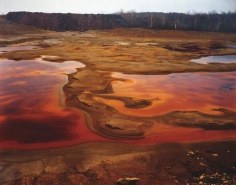 Edward Burtynsky, Nickel Tailings No. 36, Sudbury, Ontario 1999, Chromogenic color print, 40 x 60 inches