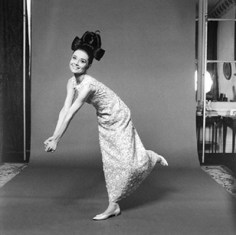 Bert Stern, Audrey Hepburn, Paris, VOGUE, 1966