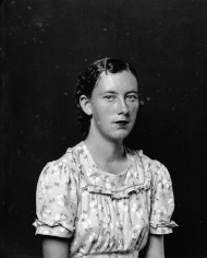 Disfarmer, Young Girl 