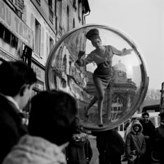 Melvin Sokolsky,  Du Taxi, Harper's Bazaar, Paris 1963