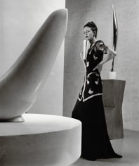 Louise Dahl-Wolfe, Model with Brancusi Sculpture, Museum of Modern Art, 1938