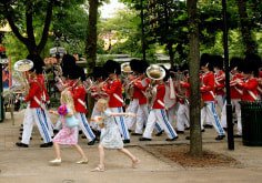 Harry Benson, Marching Band in Tivoli Gardens, Copenhagen, 2006