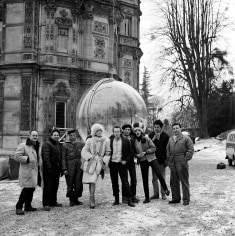 Melvin Sokolsky, Bubble Crew, Paris, 1963