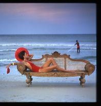 Norman Parkinson, Pilar Crespi, Trincomalee Beach, Sri Lanka, 1980