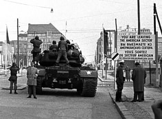 Harry Benson, American Tanks, Checkpoint Charlie, Berlin, 1961