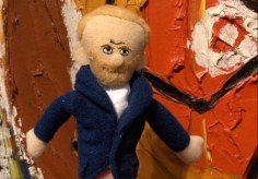 Vincent Van Gogh finger puppet visits Caldwell Gallery in Hudson video.